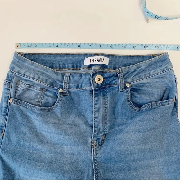 Telepatia Bell Bottom Floral Embroidered Jeans ~ 11 - Picture 3 of 10